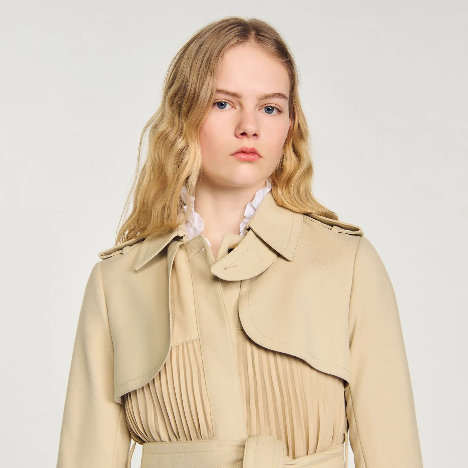 Sandro Paris Casacos-Trench Coat Plissado Com Cinto